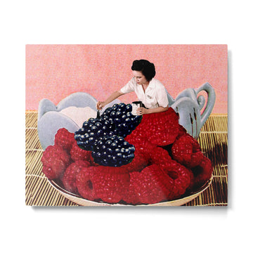 Berry-gate Metal Print | TeksDecor