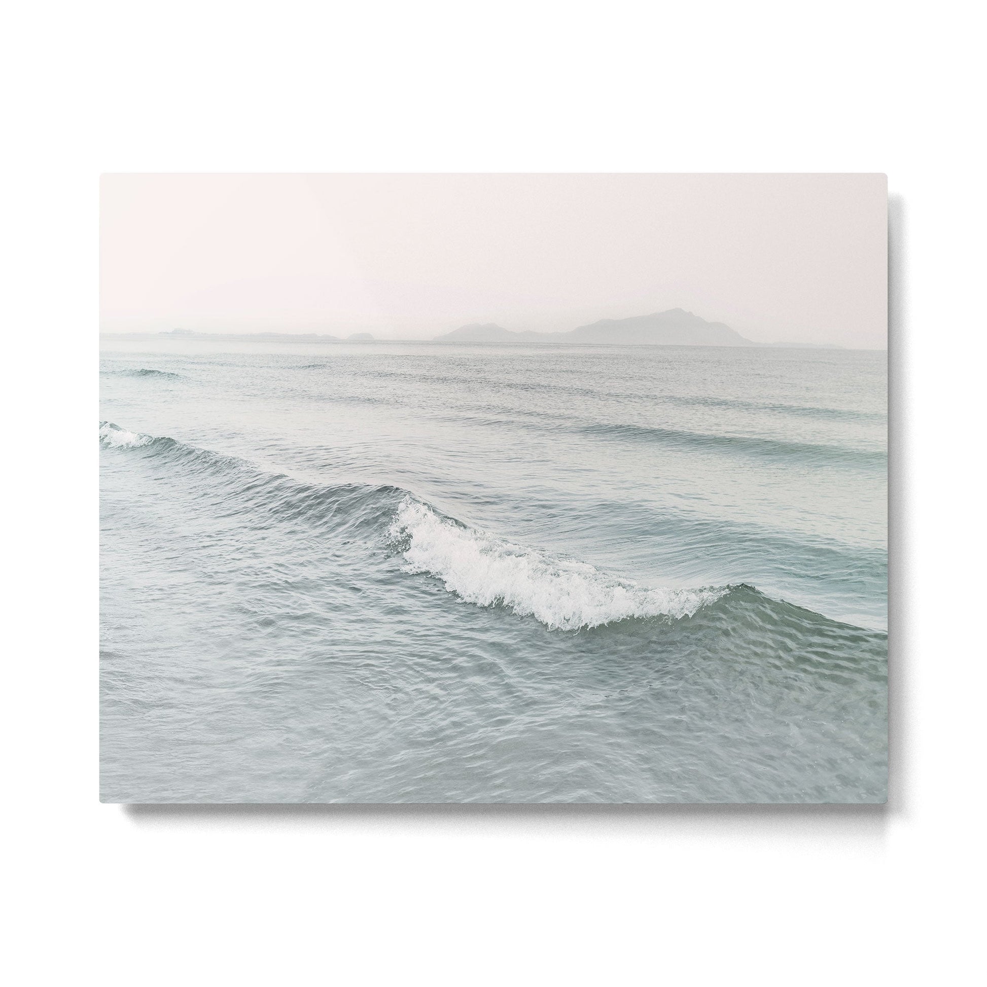 Rolling Wave Metal Print | TeksDecor